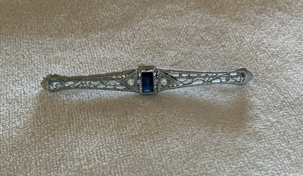 Platinum Art Deco Sapphire and Diamond brooch- Pre-owned